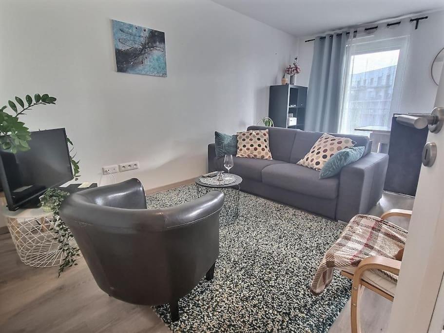 Superbe Appartement Avec 2 Balcons - Vue Sur La Cathedrale Environ 15 Min En Tram Strasburgo Esterno foto